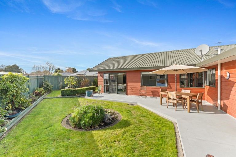 Photo of property in 15 Tudor Grove, Feilding, 4702