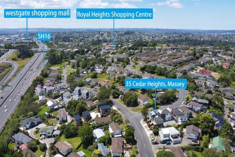Photo of property in 35b Cedar Heights Avenue, Massey, Auckland, 0614