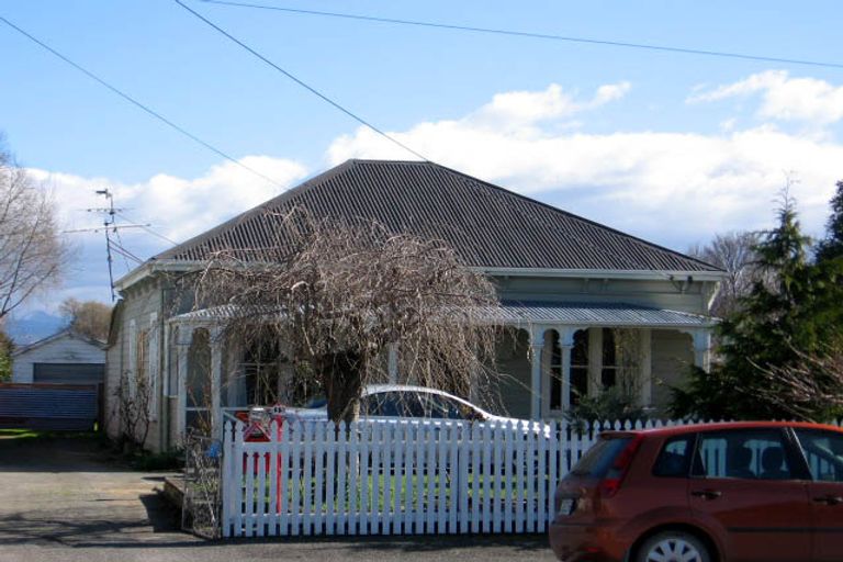 Photo of property in 35 Victoria Street, Masterton, 5810