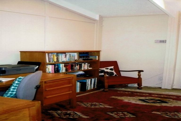 Photo of property in 6 Manurewa Grove, Wainuiomata, Lower Hutt, 5014