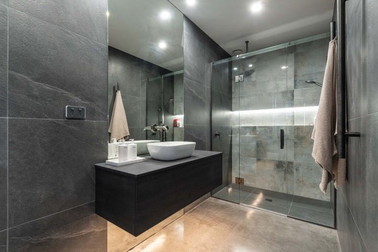 Photo of property in 42 Hugo Shaw Drive, Cambridge, 3434