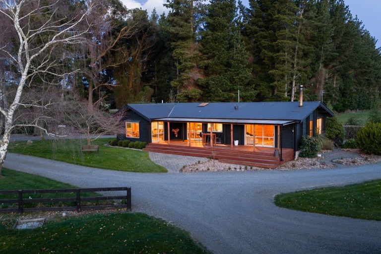 Photo of property in 189 Carrs Road, Loburn, Rangiora, 7472