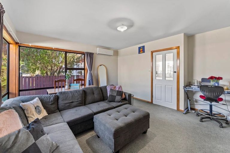 Photo of property in 2/2 Greenpark Street, Hoon Hay, Christchurch, 8025