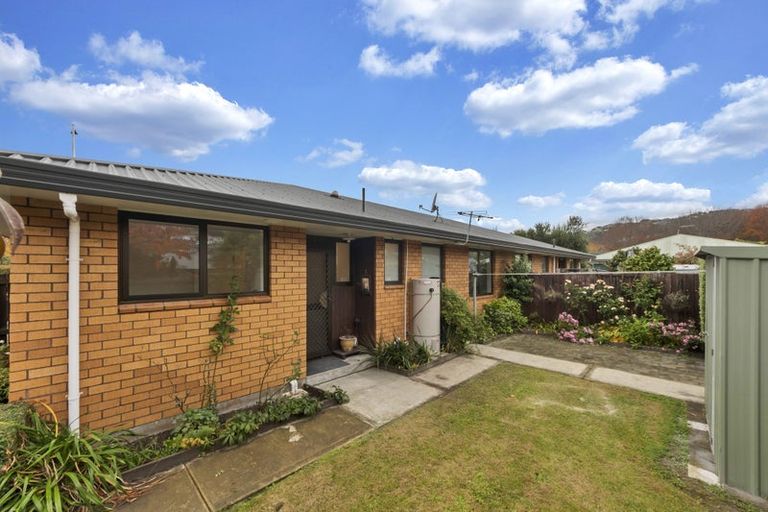 Photo of property in 1/1 Torvill And Dean Lane, Cashmere, Christchurch, 8022