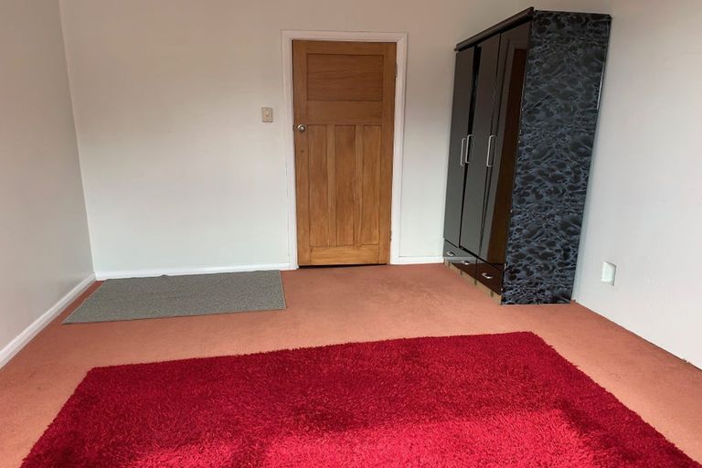 Photo of property in 75 Todman Street, Brooklyn, Wellington, 6021