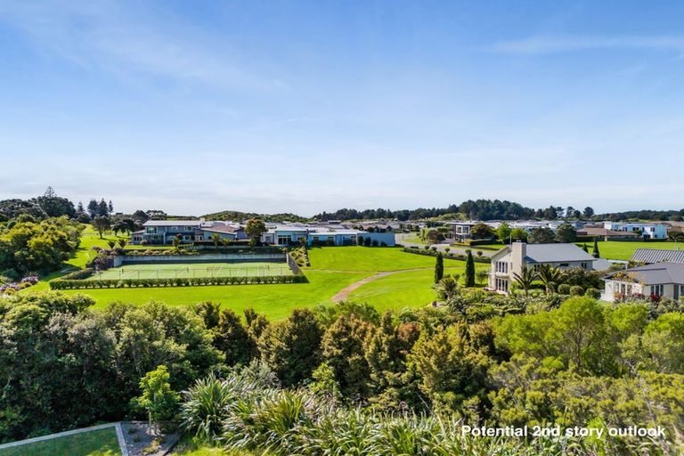 Photo of property in 10 Kakariki Lane, Waiwhakaiho, New Plymouth, 4312