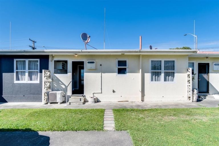 Photo of property in 5/82 Meeanee Road, Taradale, Napier, 4112