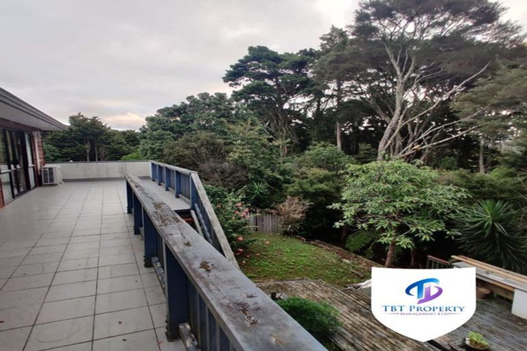 Photo of property in 21 Hakea Place, Totara Heights, Auckland, 2105