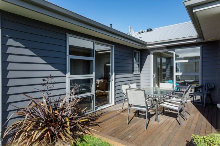 Photo of property in 18 Hagart-alexander Drive, Mosgiel, 9024