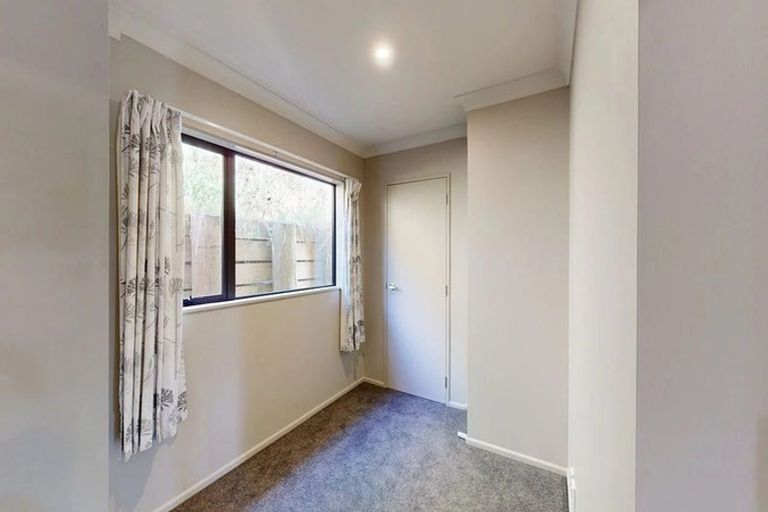 Photo of property in 27 Moonsail Drive, Whitby, Porirua, 5024