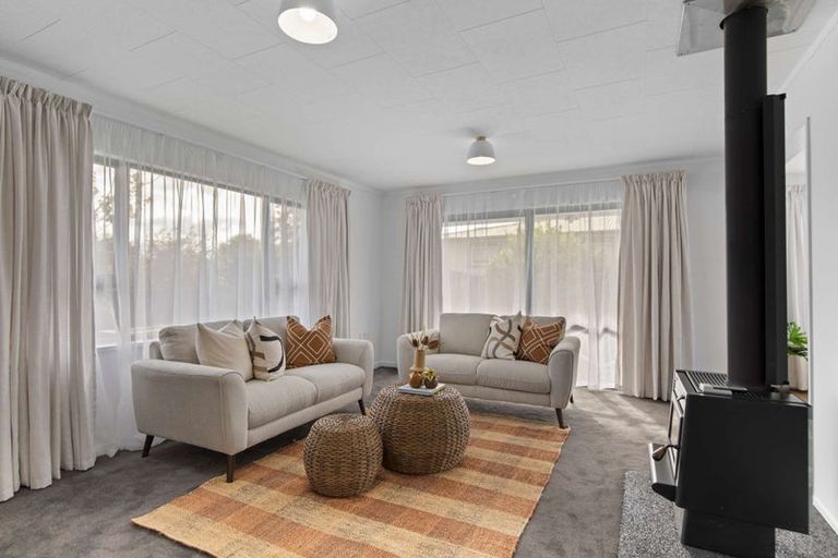 Photo of property in 10a Cargill Avenue, Feilding, 4702