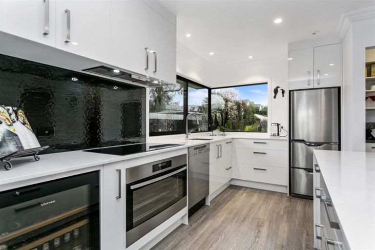 Photo of property in 52a Hamilton Road, Cambridge, 3434