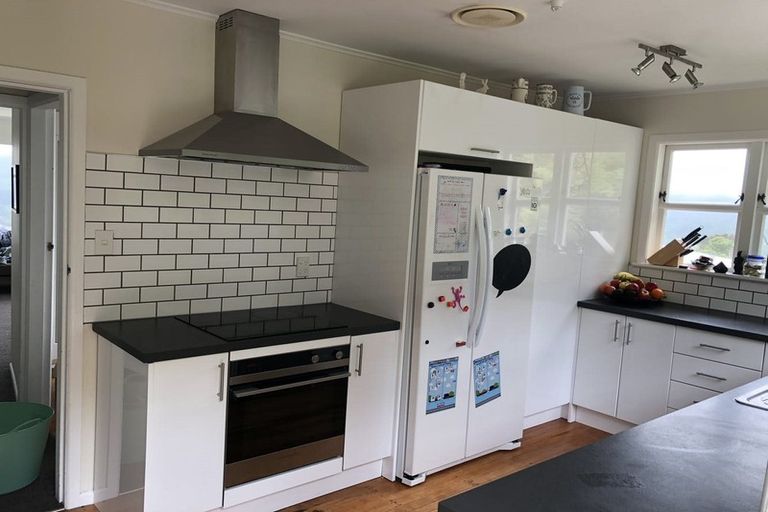 Photo of property in 17 Bedford Street, Northland, Wellington, 6012