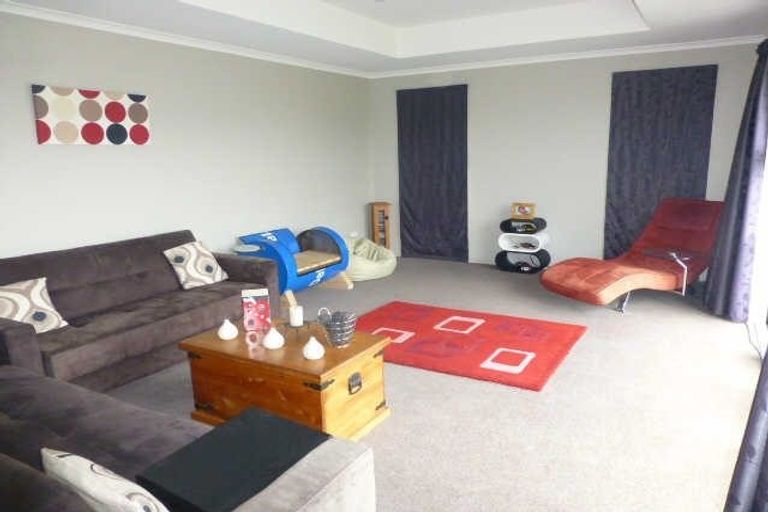 Photo of property in 13b Fairfield Way, Rolleston, 7614