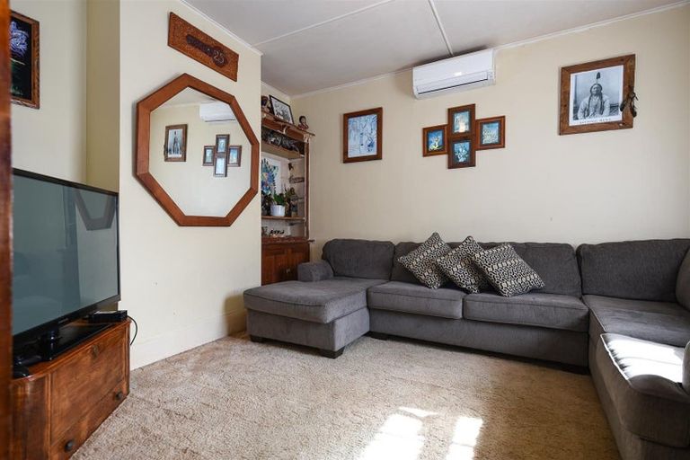 Photo of property in 141 Colwill Road, Massey, Auckland, 0614