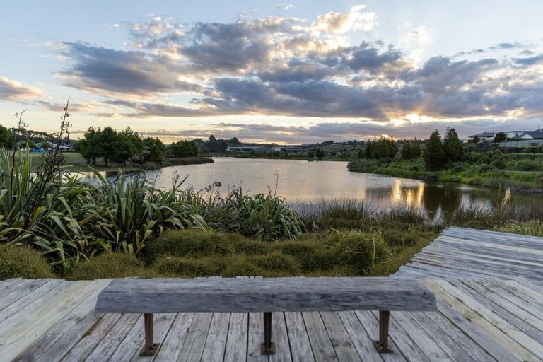 Photo of property in 21 Lakeview Quay, Pyes Pa, Tauranga, 3112