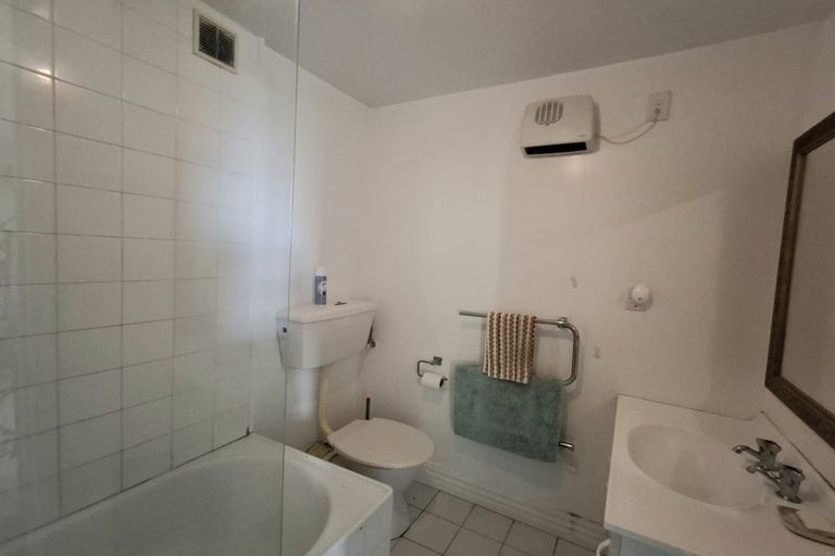 Photo of property in 77 Rakau Road, Hataitai, Wellington, 6021