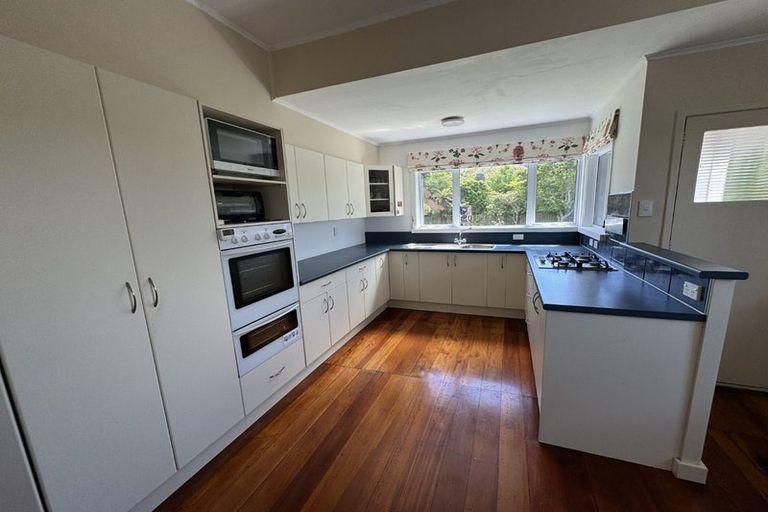 Photo of property in 26 Marsden Avenue, Karori, Wellington, 6012