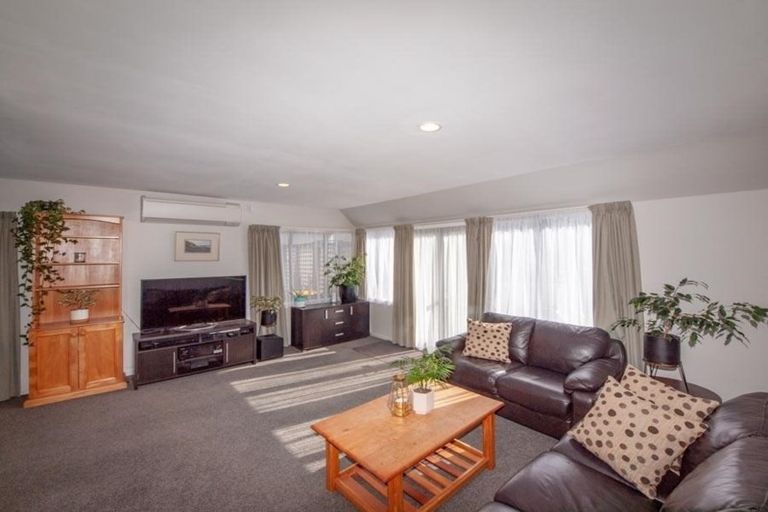 Photo of property in 6u2 Earp Street, Johnsonville, Wellington, 6037