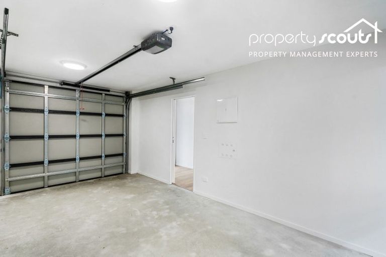 Photo of property in 30 Panoni Lane, Howick, Auckland, 2014