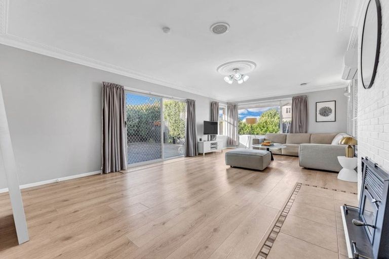 Photo of property in 80 Grove Road, Papakura, 2110