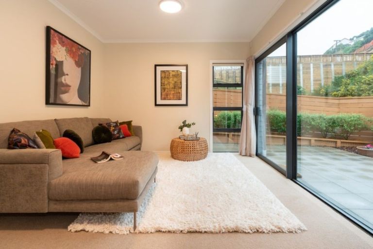 Photo of property in 16/22u Booth Street, Miramar, Wellington, 6022