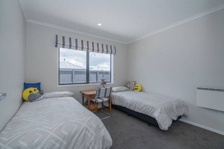 Photo of property in 22 Kupe Drive, Whitianga, 3510
