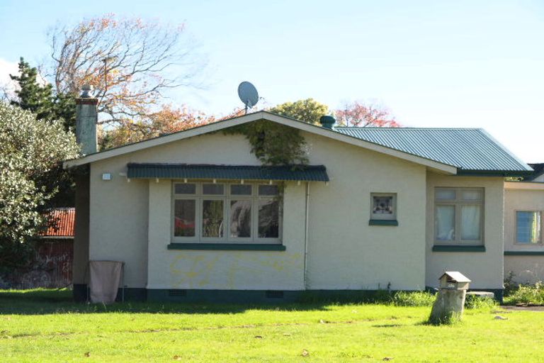 Photo of property in 287 Massey Road, Mangere East, Auckland, 2024