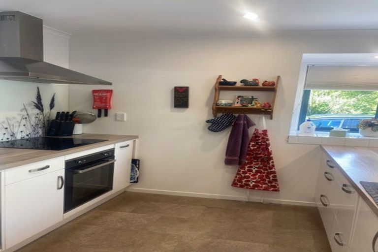 Photo of property in 37 Park Road, West End, Palmerston North, 4412