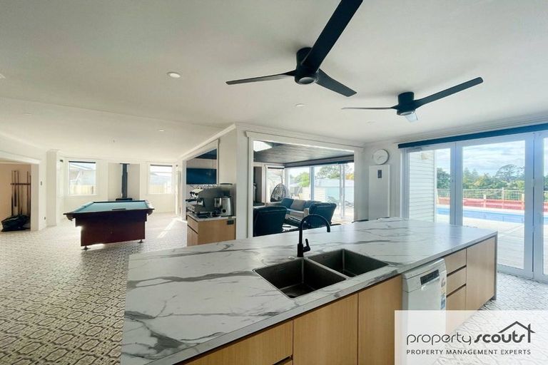 Photo of property in 193 Carrington Street, Lower Vogeltown, New Plymouth, 4310