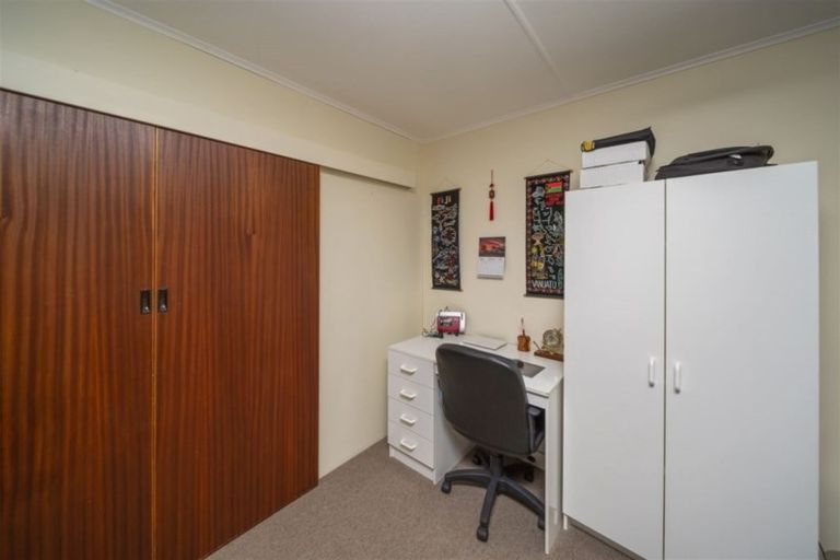 Photo of property in 2 Ropata Street, Hawera, 4610