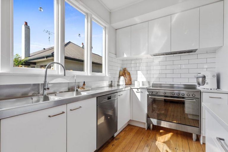 Photo of property in 11 Alexander Street, Tauranga South, Tauranga, 3112