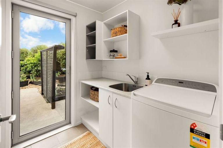 Photo of property in 8 Springwater Avenue, Northwood, Christchurch, 8051