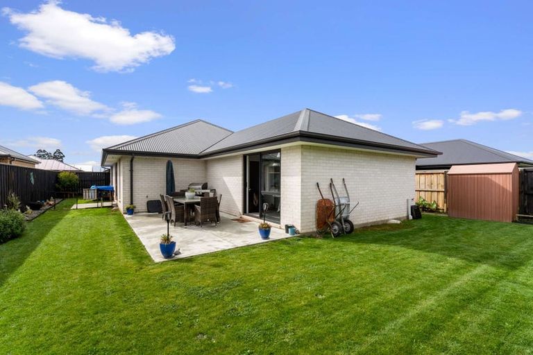 Photo of property in 28 Chesney Drive, Rolleston, 7615