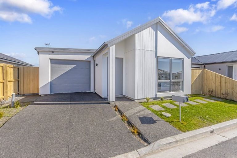 Photo of property in 8 Clontarf Lane, Belfast, Christchurch, 8051