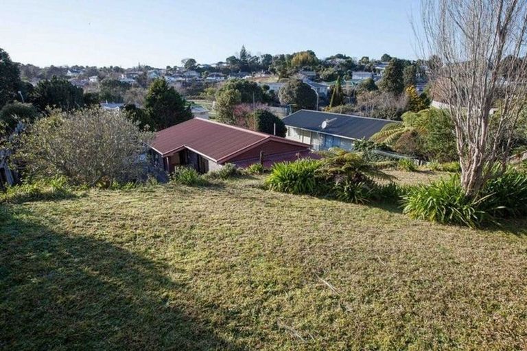 Photo of property in 70 Belair Avenue, Blagdon, New Plymouth, 4310