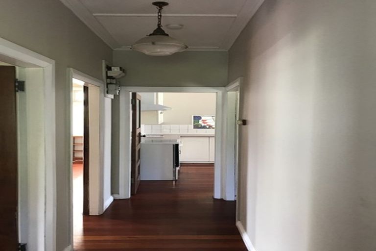 Photo of property in 559 Ikanui Road, Frimley, Hastings, 4120