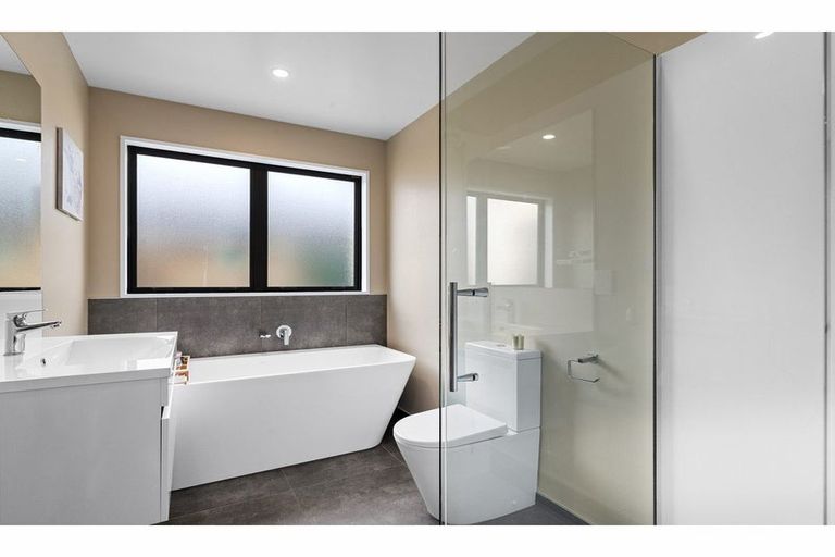 Photo of property in 1 Mary Gebbie Avenue, Prebbleton, 7604