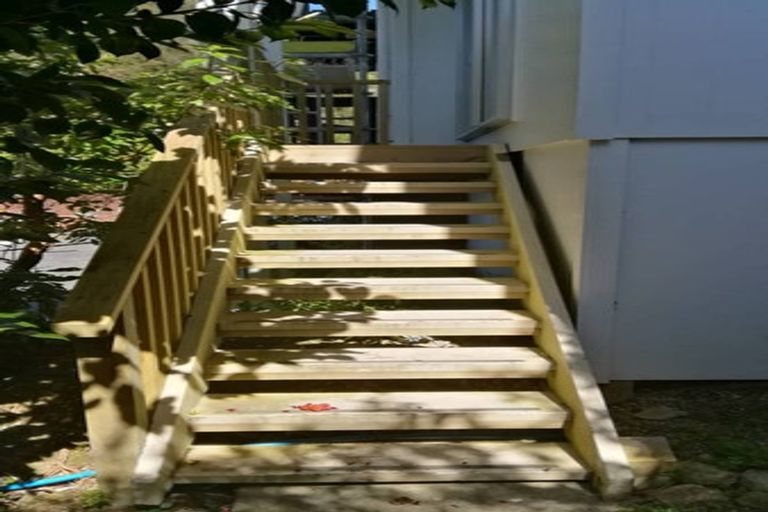 Photo of property in 3b Buxton Avenue, Karori, Wellington, 6012