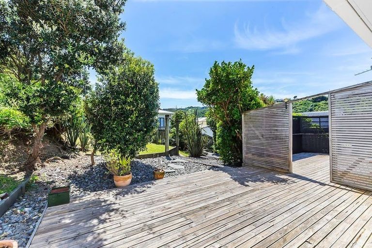 Photo of property in 35a Happy Valley Road, Owhiro Bay, Wellington, 6023