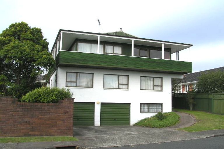 Photo of property in 3/13 Walter Street, Hauraki, Auckland, 0622