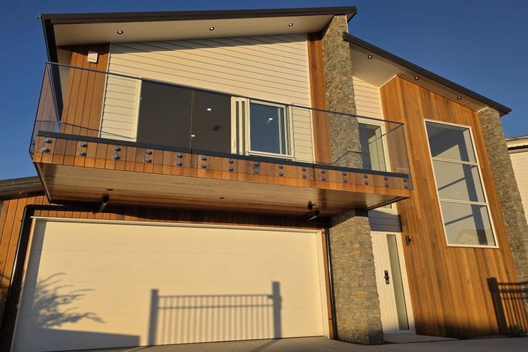 Photo of property in 39c Sorrel Crescent, Bucklands Beach, Auckland, 2012