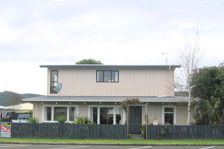 Photo of property in 114 Lincoln Road, Whangamata, 3620