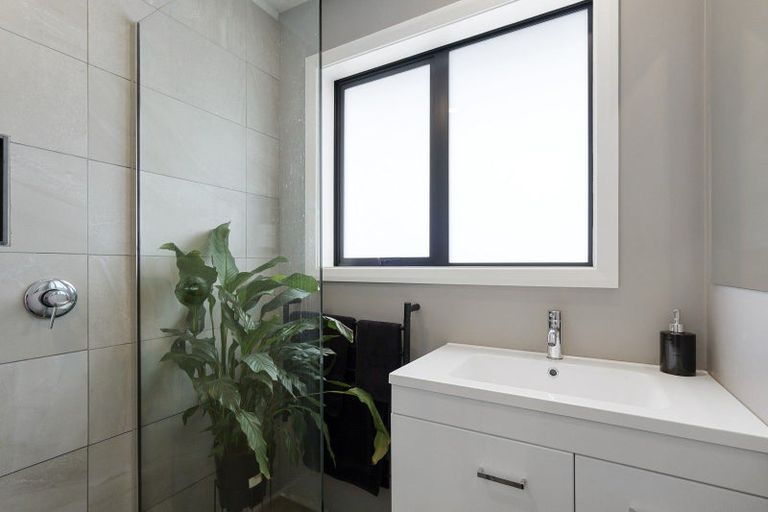 Photo of property in 1 Penelope Place, Casebrook, Christchurch, 8051