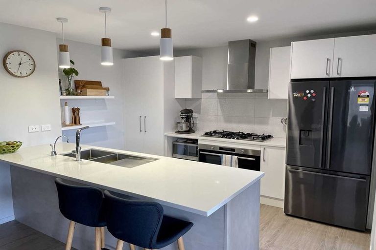 Photo of property in 51a Routley Drive, Glen Eden, Auckland, 0602