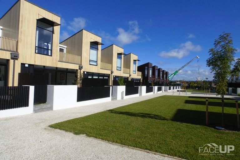 Photo of property in 21 Nevill Road, Hobsonville, Auckland, 0616