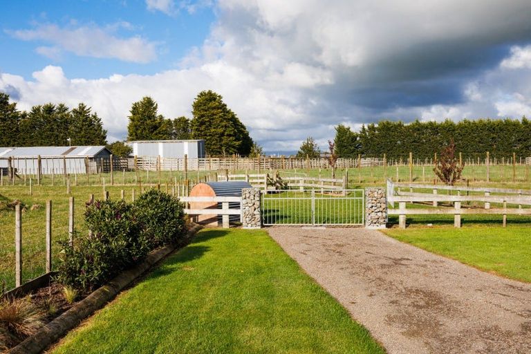 Photo of property in 106 Reid Line East, Aorangi, Feilding, 4775