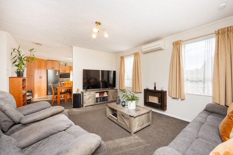 Photo of property in 14 Jupiter Street, Milson, Palmerston North, 4414