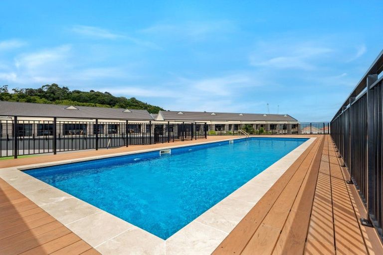 Photo of property in Marina View Apartments, 201/4 Reads Quay, Gisborne, 4010