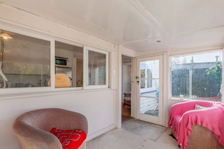 Photo of property in 23 Pukeko Place, Westshore, Napier, 4110